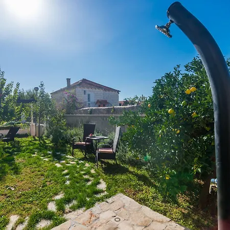 クリスティッチ * ドゥブロブニク