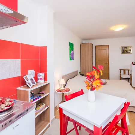 クリスティッチ ドゥブロブニク