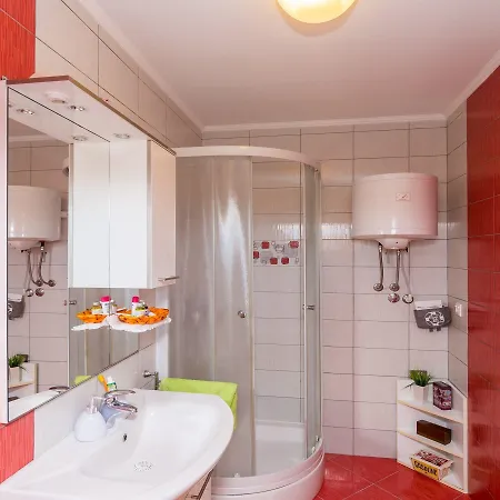 Kristic Apartman *